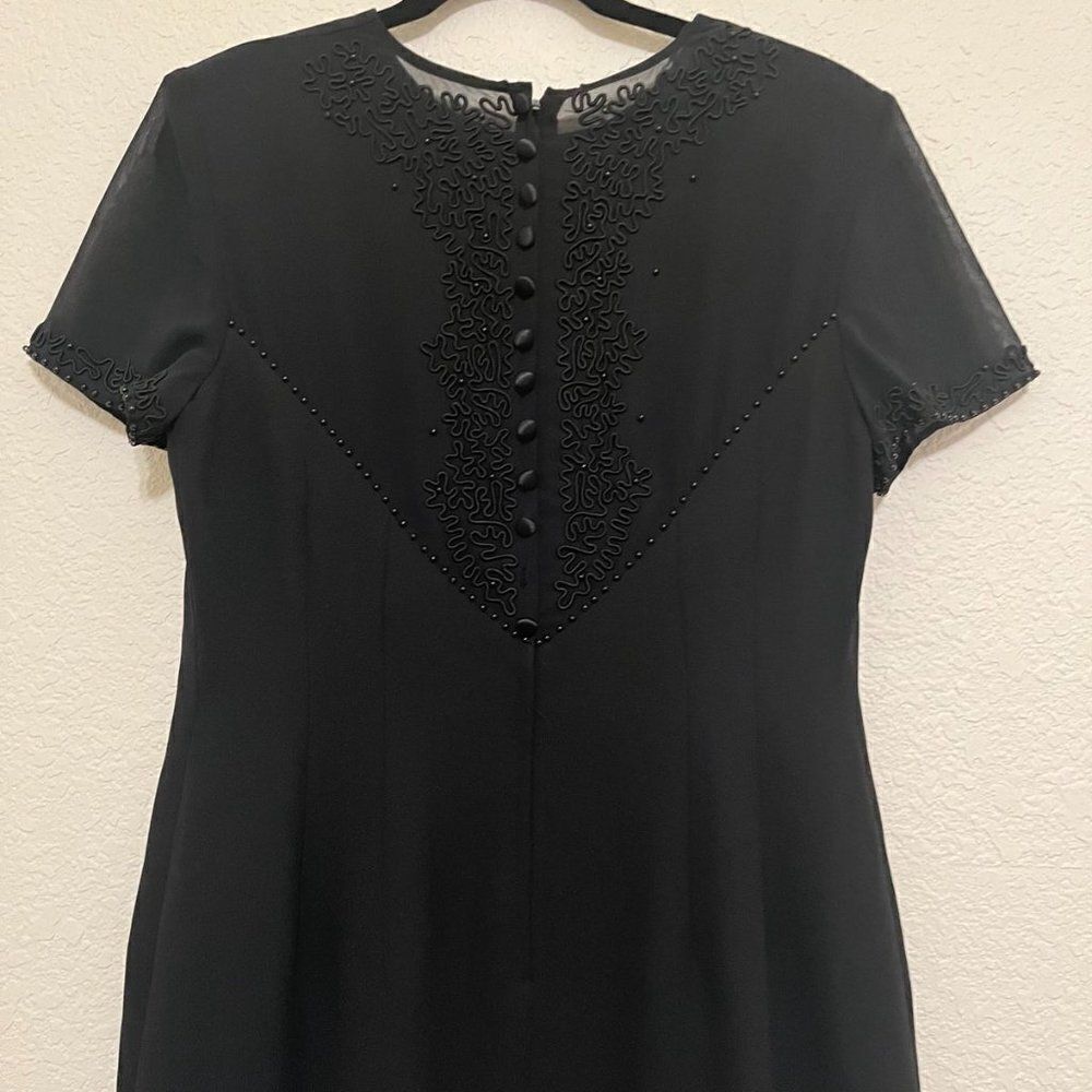 DONNA MORGAN black Beaded Lined Short Sleeve dress size 12P - Picture 4 of 16